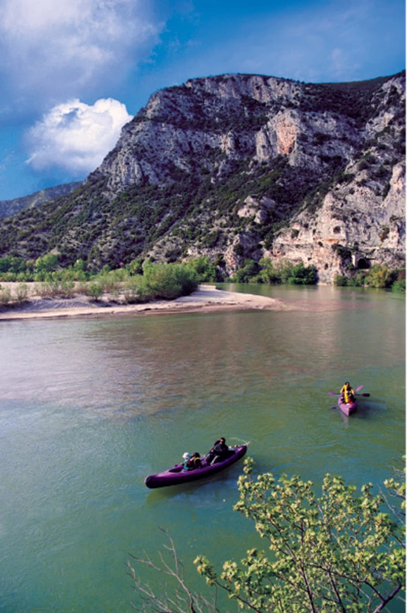 Canoe kayak στο Νέστο